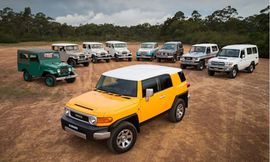 Toyota-FJ-Cruiser_2