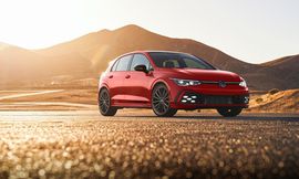 2023-VW-Golf-GTI-40th-Anniversary-Edition-4