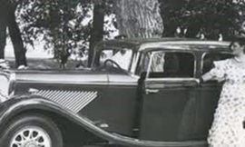 أول امراة تقود سيارة