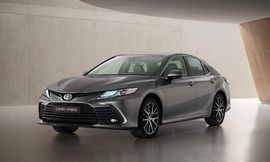 Toyota-Camry_Hybrid_EU-Version-2021-1024-01