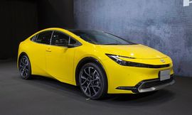 تويوتا بريوس 2023