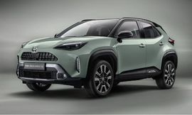 تويوتا ياريس كروس