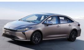 تويوتا كورولا فيس ليفت