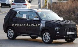 صور تجسسية لسيارة هيونداي كريتا ذات 7 مقاعد الجديدة في الهند 4