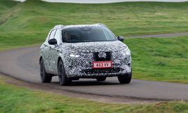 نيسان قاشقاي