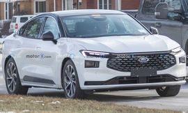 فورد مونديو في لقطات تجسسية