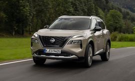 نيسان إكس تريل