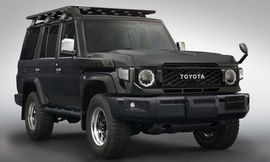 2024-toyota-land-cruiser-70-in-matte-black (1)
