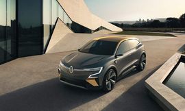 Renault-Megane-eVision-09