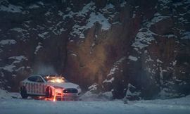 مالك تسلا يفجرها احتجاجًا على تكاليف الصيانة المرتفعة