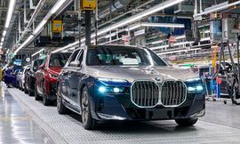 BMW الفئة السابعة