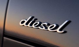 porsche_macan_diesel_badge