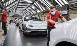 PORSCHE-PLANT-1
