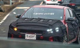 صور تجسسية لسيارة كيا سيراتو موديل 2022 القادمة