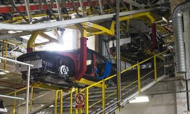 إنتاج السيارات في المملكة المتحدة يواجه أسوأ يناير منذ 2009