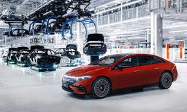 22-millionth-vehicle-produced-by-mercedes-benz-at-sindelfingen (2)
