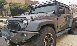 مواطنون يشكلون فرق إنقاذ بسياراتهم الـ "4×4" في القاهرة الجديدة