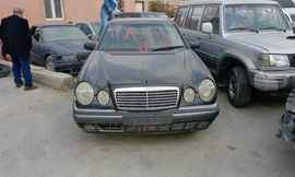 سيارة واحدة لكل مواطن في مزاد جمارك مطار القاهرة

