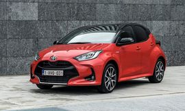 Toyota-Yaris-2020-1024-03
