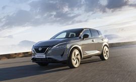 qashqai_e-power_ceramic_grey_dynamic_2