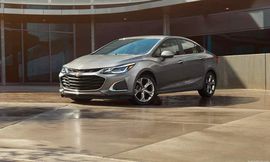 Chevrolet-Cruze-2019-1600-01