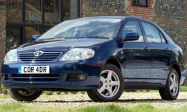 تويوتا كورولا 2005