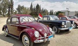 جولة بالسيارات الكلاسيكية في محيط مصر الجديدة  9998