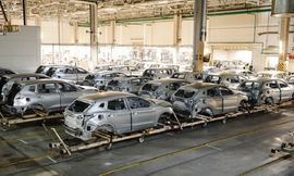 نيسان تلغي عملياتها في روسيا