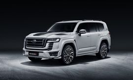 لاند كروزر بتعديلات خان إنترناشيونال