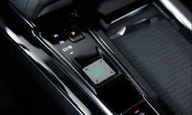 المقصورة الداخلية لـ إم جي ONE