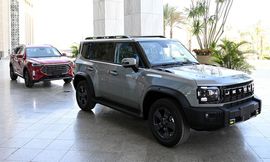 سيارات جيتور