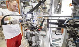 أودي تزيد استثمارها في المجر