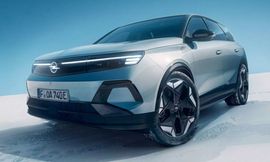 أوبل جراند لاند AWD -1