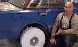 فريق روسي يصنع عجلة سيارة من ورق الطباعة
