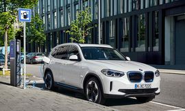 بي إم دبليو iX3 الكهربائية بالكامل  3