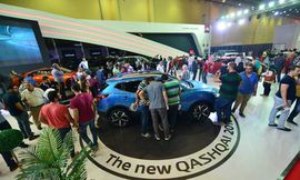 نيسان قاشقاي