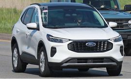 ford-kuga-facelift-2023-fotos-espia-202288666-1658775472_1