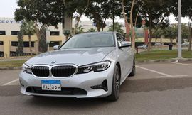 بى ام دبليو الفئة الثالثة