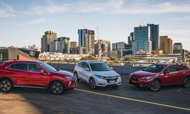 2018_mitsubishi-eclipse-cross_v_subaru-xv_v_honda-hr-v_comparison_06