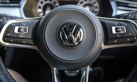 2018-Volkswagen-Arteon-6663