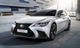 Lexus-LS-2021-1024-02