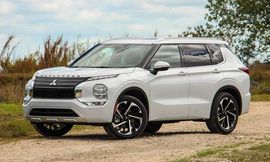 ميتسوبيشي أوتلاندر تحصل على جائزة اختبار السلامة