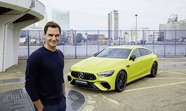 mercedes-amg-gt-63-s-e-performance-neon-yellow-roger-federer-1