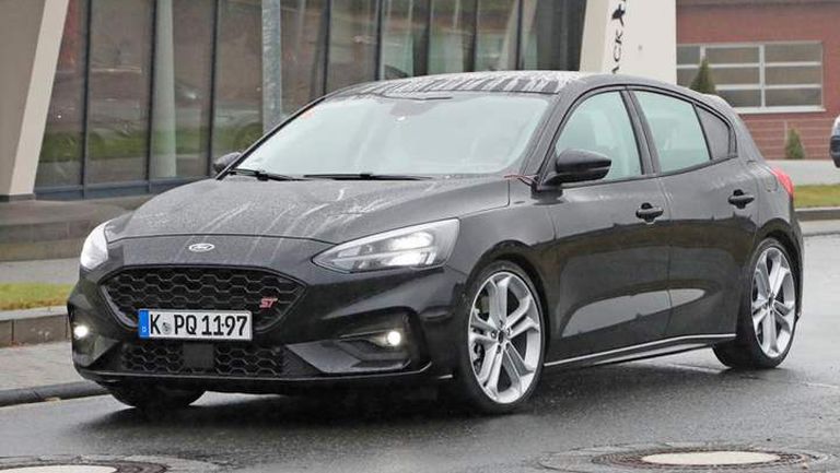 ford-focus-st-spies-4