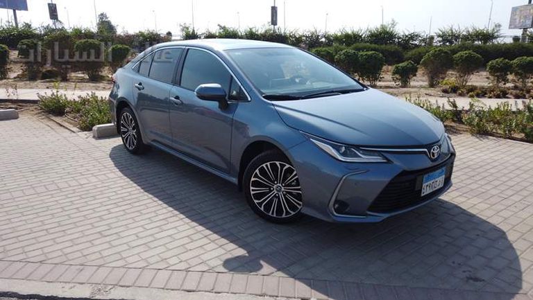 تويوتا كورلا