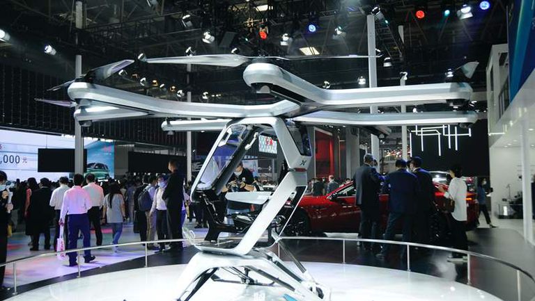 السياره الطائره