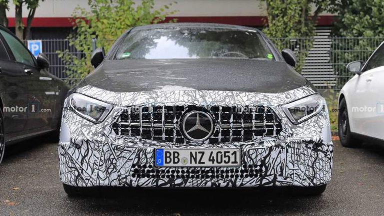mercedes-amg-cls-53-front-spied