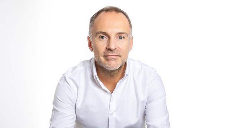 شركة نيو توظف مصممين من جاجوار لاند روفر ومجموعة فولكس فاجن