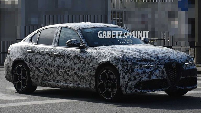 2023-alfa-romeo-giulia-spy-photo (2)