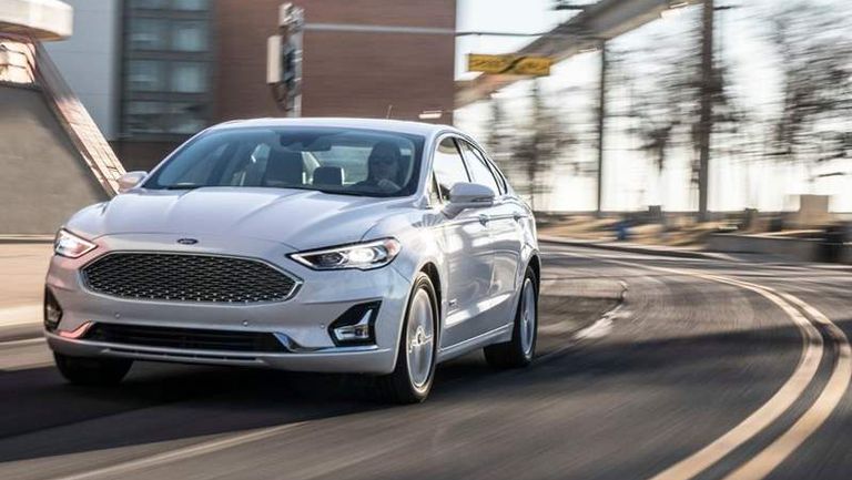Ford-Fusion-2019-1024-03